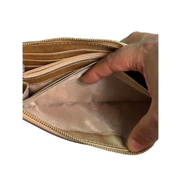 MICHAEL Michael Kors Jet Set Travel Metallic Leather Wallet*Gorgeous*Like new - Picture 4 of 11